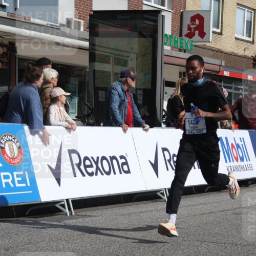 15.09.2024 - PSD Bank Halbmarathon Michael Strokosch http://msf.ph/oto/7059351 15.09.2024 11:39:30 Ziel 739, 913, 933, 954, 1060, 1240, 1266, 1382, 1395, 1424, 2163, 2628, 2650 meine-sportfotos.de