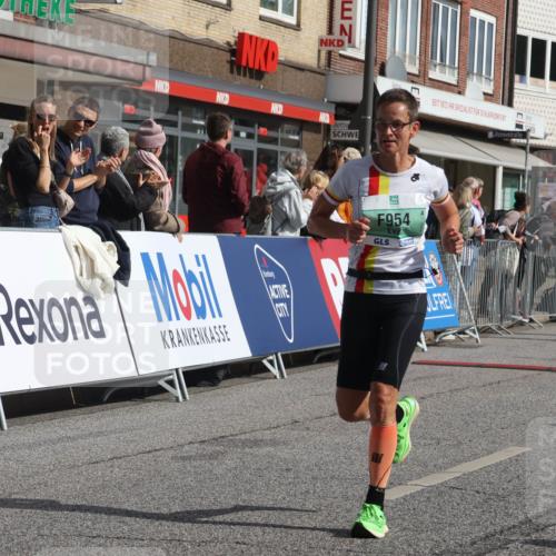 15.09.2024 - PSD Bank Halbmarathon Michael Strokosch http://msf.ph/oto/7059358 15.09.2024 11:39:32 Ziel 739, 913, 933, 954, 1060, 1240, 1266, 1382, 1395, 1397, 1424, 1481, 2163, 2568, 2628, 2650 meine-sportfotos.de