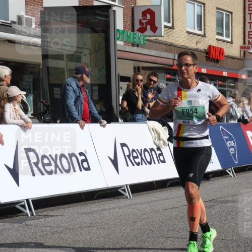 15.09.2024 - PSD Bank Halbmarathon Michael Strokosch http://msf.ph/oto/7059362 15.09.2024 11:39:32 Ziel 739, 913, 933, 954, 1060, 1240, 1266, 1382, 1395, 1397, 1424, 1481, 2163, 2568, 2628, 2650 meine-sportfotos.de