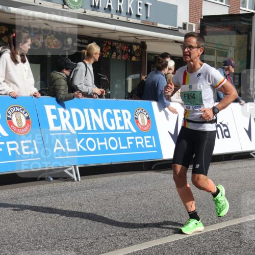 15.09.2024 - PSD Bank Halbmarathon Michael Strokosch http://msf.ph/oto/7059365 15.09.2024 11:39:33 Ziel 739, 913, 933, 954, 1060, 1240, 1266, 1382, 1395, 1397, 1424, 1481, 2163, 2568, 2628, 2650 meine-sportfotos.de