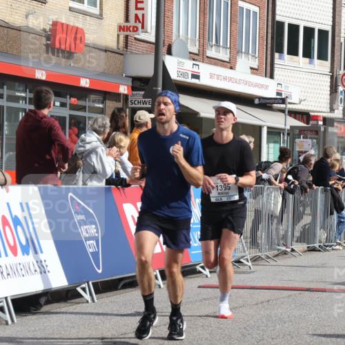 15.09.2024 - PSD Bank Halbmarathon Michael Strokosch http://msf.ph/oto/7059372 15.09.2024 11:39:35 Ziel 739, 954, 1060, 1240, 1382, 1395, 1397, 1424, 1481, 2163, 2568, 2628, 2650 meine-sportfotos.de