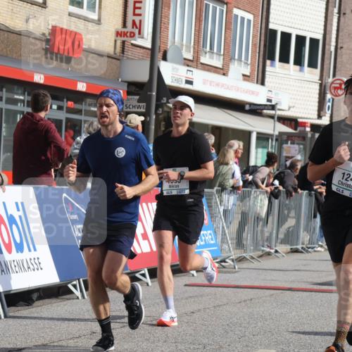 15.09.2024 - PSD Bank Halbmarathon Michael Strokosch http://msf.ph/oto/7059374 15.09.2024 11:39:35 Ziel 739, 954, 1060, 1240, 1382, 1395, 1397, 1424, 1481, 2163, 2568, 2628, 2650 meine-sportfotos.de
