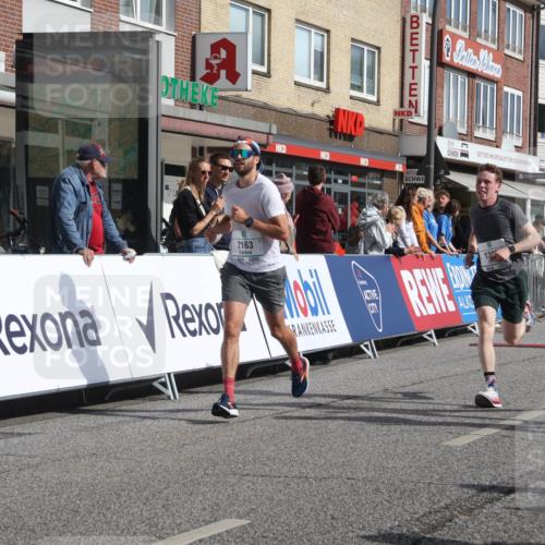 15.09.2024 - PSD Bank Halbmarathon Michael Strokosch http://msf.ph/oto/7059390 15.09.2024 11:39:39 Ziel 954, 1060, 1240, 1382, 1395, 1397, 1424, 1481, 2163, 2568 meine-sportfotos.de