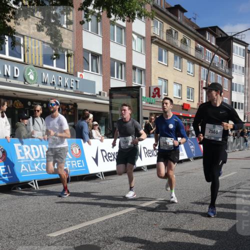 15.09.2024 - PSD Bank Halbmarathon Michael Strokosch http://msf.ph/oto/7059400 15.09.2024 11:39:40 Ziel 954, 1060, 1240, 1395, 1397, 1424, 1481, 2163, 2568 meine-sportfotos.de