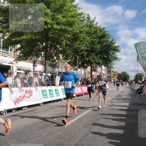 15.09.2024 - PSD Bank Halbmarathon Miley Keyser http://msf.ph/oto/7059418 15.09.2024 12:07:31 Ziel 1422, 1825, 2158, 2190, 2313, 2511, 2998, 3024, 3153, 3405, 3529 meine-sportfotos.de