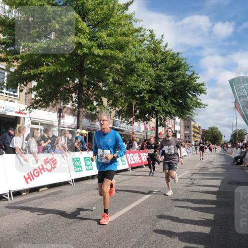 15.09.2024 - PSD Bank Halbmarathon Miley Keyser http://msf.ph/oto/7059422 15.09.2024 12:07:31 Ziel 1422, 1825, 2158, 2190, 2313, 2511, 2998, 3024, 3153, 3405, 3529 meine-sportfotos.de
