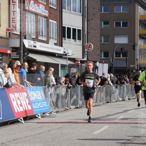 15.09.2024 - PSD Bank Halbmarathon Michael Strokosch http://msf.ph/oto/7059423 15.09.2024 11:39:50 Ziel 940, 961, 1062, 1255, 1290, 1397, 1481, 1591, 2163, 2551, 2568 meine-sportfotos.de