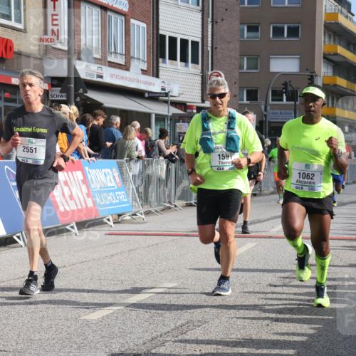 15.09.2024 - PSD Bank Halbmarathon Michael Strokosch http://msf.ph/oto/7059447 15.09.2024 11:39:53 Ziel 940, 961, 1062, 1145, 1156, 1255, 1290, 1360, 1591, 2551 meine-sportfotos.de