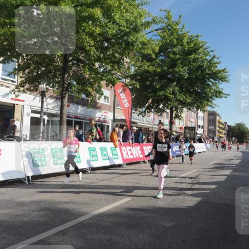 15.09.2024 - PSD Bank Halbmarathon Miley Keyser http://msf.ph/oto/7059454 15.09.2024 10:29:50 Ziel 3, 15, 46, 60, 63, 74, 80, 112, 127, 164, 168, 171, 185, 218, 225, 246, 286 meine-sportfotos.de