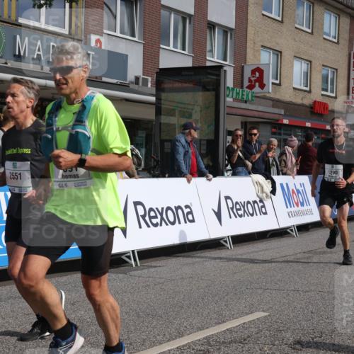 15.09.2024 - PSD Bank Halbmarathon Michael Strokosch http://msf.ph/oto/7059460 15.09.2024 11:39:55 Ziel 940, 961, 1062, 1145, 1156, 1255, 1290, 1360, 1591, 2551 meine-sportfotos.de