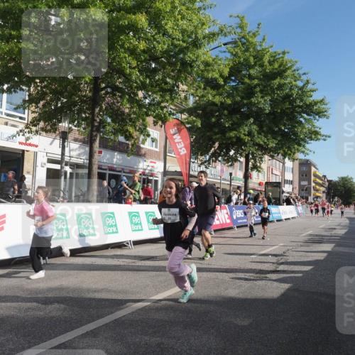 15.09.2024 - PSD Bank Halbmarathon Miley Keyser http://msf.ph/oto/7059470 15.09.2024 10:29:50 Ziel 3, 15, 46, 60, 63, 74, 80, 112, 127, 164, 168, 171, 185, 218, 225, 246, 286 meine-sportfotos.de
