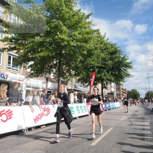 15.09.2024 - PSD Bank Halbmarathon Miley Keyser http://msf.ph/oto/7059476 15.09.2024 12:07:33 Ziel 1422, 1717, 1825, 2029, 2158, 2175, 2190, 2313, 2511, 2998, 3024, 3153, 3405, 3529 meine-sportfotos.de
