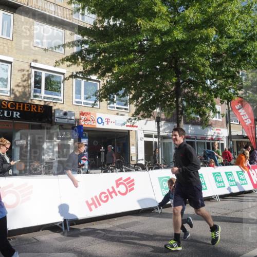 15.09.2024 - PSD Bank Halbmarathon Miley Keyser http://msf.ph/oto/7059481 15.09.2024 10:29:51 Ziel 3, 15, 46, 60, 63, 74, 80, 127, 156, 164, 168, 171, 185, 218, 225, 246, 264, 286 meine-sportfotos.de