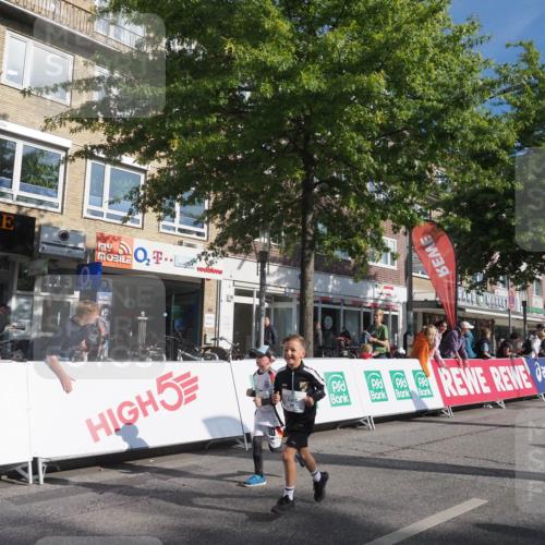 15.09.2024 - PSD Bank Halbmarathon Miley Keyser http://msf.ph/oto/7059512 15.09.2024 10:29:53 Ziel 3, 15, 46, 60, 63, 127, 156, 164, 168, 171, 185, 218, 225, 246, 264, 286 meine-sportfotos.de