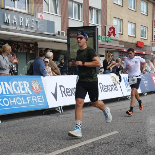 15.09.2024 - PSD Bank Halbmarathon Michael Strokosch http://msf.ph/oto/7059513 15.09.2024 11:40:06 Ziel 721, 931, 961, 1081, 1145, 1156, 1290, 1360, 1440, 1600 meine-sportfotos.de