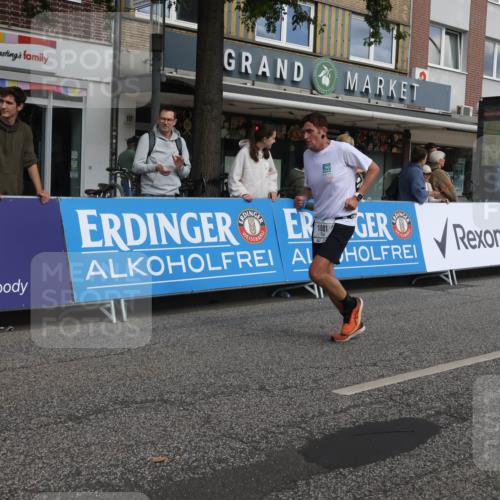 15.09.2024 - PSD Bank Halbmarathon Michael Strokosch http://msf.ph/oto/7059519 15.09.2024 11:40:07 Ziel 721, 931, 961, 1081, 1145, 1156, 1290, 1340, 1360, 1440, 1600, 2627 meine-sportfotos.de