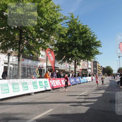 15.09.2024 - PSD Bank Halbmarathon Miley Keyser http://msf.ph/oto/7059523 15.09.2024 10:29:54 Ziel 3, 15, 60, 63, 127, 156, 164, 168, 171, 185, 218, 225, 246, 264, 286 meine-sportfotos.de