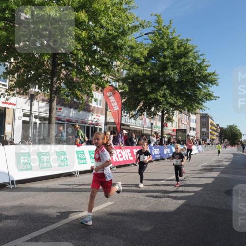 15.09.2024 - PSD Bank Halbmarathon Miley Keyser http://msf.ph/oto/7059567 15.09.2024 10:29:57 Ziel 3, 15, 63, 127, 156, 164, 168, 171, 185, 218, 225, 246, 252, 264, 286 meine-sportfotos.de