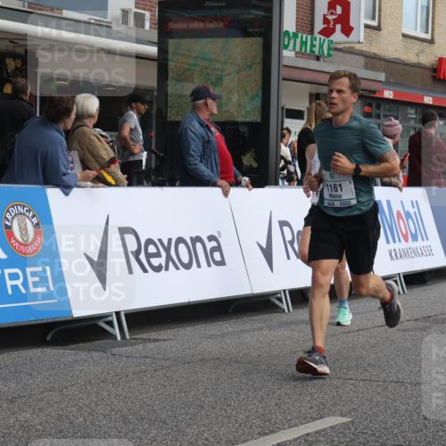 15.09.2024 - PSD Bank Halbmarathon Michael Strokosch http://msf.ph/oto/7059603 15.09.2024 11:40:23 Ziel 721, 1113, 1161, 1340, 1352, 1403, 1425, 1430, 1471, 1600, 2486, 2611, 2627, 2640, 3549 meine-sportfotos.de