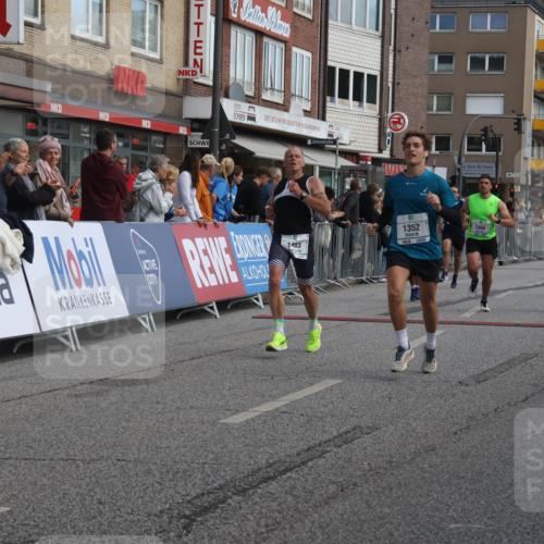 15.09.2024 - PSD Bank Halbmarathon Michael Strokosch http://msf.ph/oto/7059611 15.09.2024 11:40:24 Ziel 721, 1113, 1161, 1340, 1352, 1403, 1425, 1430, 1471, 1600, 2486, 2611, 2627, 2640, 3549 meine-sportfotos.de