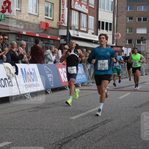 15.09.2024 - PSD Bank Halbmarathon Michael Strokosch http://msf.ph/oto/7059615 15.09.2024 11:40:25 Ziel 721, 1113, 1161, 1340, 1352, 1403, 1425, 1430, 1471, 1600, 2486, 2611, 2627, 2640, 3549 meine-sportfotos.de