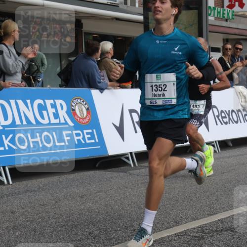 15.09.2024 - PSD Bank Halbmarathon Michael Strokosch http://msf.ph/oto/7059627 15.09.2024 11:40:26 Ziel 721, 1113, 1161, 1340, 1352, 1403, 1425, 1430, 1471, 1509, 1600, 2486, 2611, 2627, 2640, 3549 meine-sportfotos.de