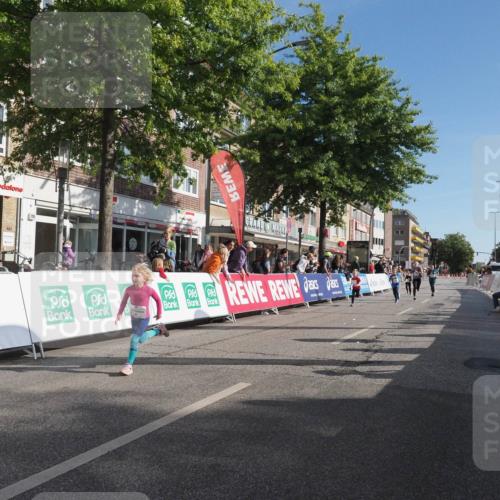 15.09.2024 - PSD Bank Halbmarathon Miley Keyser http://msf.ph/oto/7059658 15.09.2024 10:30:08 Ziel 3, 32, 97, 127, 129, 156, 218, 252, 264, 281, 289, 306 meine-sportfotos.de