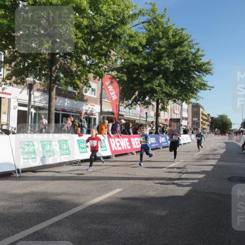 15.09.2024 - PSD Bank Halbmarathon Miley Keyser http://msf.ph/oto/7059666 15.09.2024 10:30:10 Ziel 32, 97, 127, 129, 156, 218, 252, 264, 281, 289, 306 meine-sportfotos.de