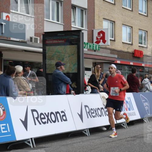 15.09.2024 - PSD Bank Halbmarathon Michael Strokosch http://msf.ph/oto/7059673 15.09.2024 11:40:33 Ziel 1113, 1161, 1352, 1403, 1425, 1430, 1471, 1509, 2486, 2490, 2611 meine-sportfotos.de