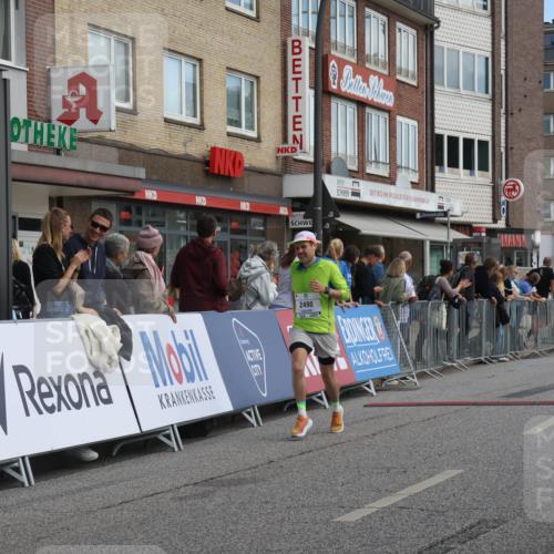 15.09.2024 - PSD Bank Halbmarathon Michael Strokosch http://msf.ph/oto/7059686 15.09.2024 11:40:36 Ziel 1113, 1352, 1403, 1425, 1430, 1471, 1509, 2486, 2490, 2633 meine-sportfotos.de