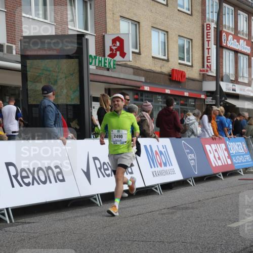 15.09.2024 - PSD Bank Halbmarathon Michael Strokosch http://msf.ph/oto/7059694 15.09.2024 11:40:37 Ziel 1113, 1293, 1352, 1403, 1425, 1430, 1471, 1509, 2486, 2490, 2633 meine-sportfotos.de
