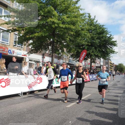 15.09.2024 - PSD Bank Halbmarathon Miley Keyser http://msf.ph/oto/7059709 15.09.2024 12:07:48 Ziel 1422, 1717, 1825, 1832, 1953, 1986, 2029, 2040, 2175, 2190, 2521, 2963, 2976, 2998, 3024, 3039, 3174, 3529 meine-sportfotos.de