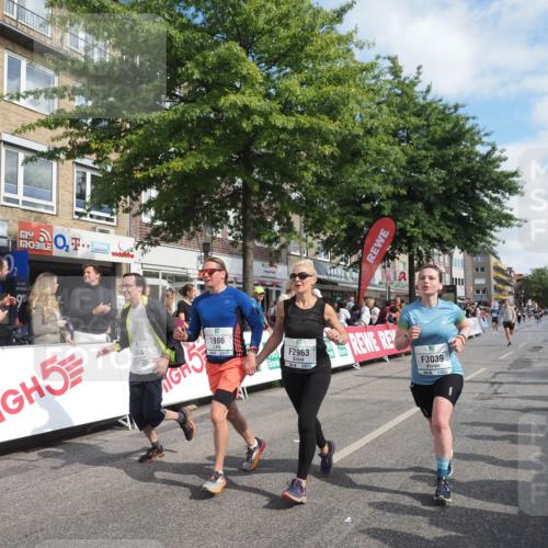 15.09.2024 - PSD Bank Halbmarathon Miley Keyser http://msf.ph/oto/7059726 15.09.2024 12:07:49 Ziel 1422, 1717, 1825, 1832, 1953, 1986, 2029, 2040, 2175, 2190, 2521, 2963, 2976, 2998, 3024, 3039, 3174, 3529 meine-sportfotos.de