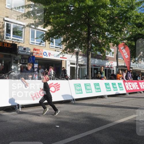 15.09.2024 - PSD Bank Halbmarathon Miley Keyser http://msf.ph/oto/7059728 15.09.2024 10:30:14 Ziel 32, 97, 129, 252, 281, 289, 306 meine-sportfotos.de