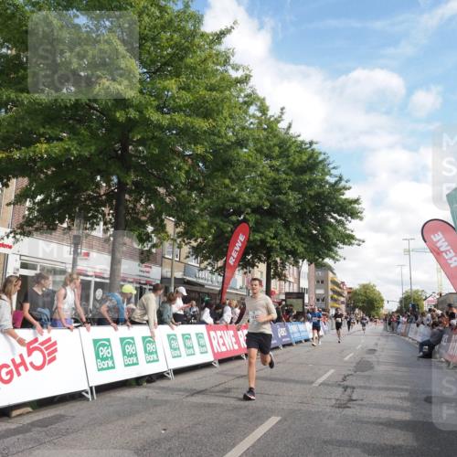 15.09.2024 - PSD Bank Halbmarathon Miley Keyser http://msf.ph/oto/7059742 15.09.2024 12:07:53 Ziel 1646, 1717, 1832, 1953, 1986, 2029, 2040, 2175, 2521, 2963, 2976, 2996, 3039, 3174, 3529 meine-sportfotos.de