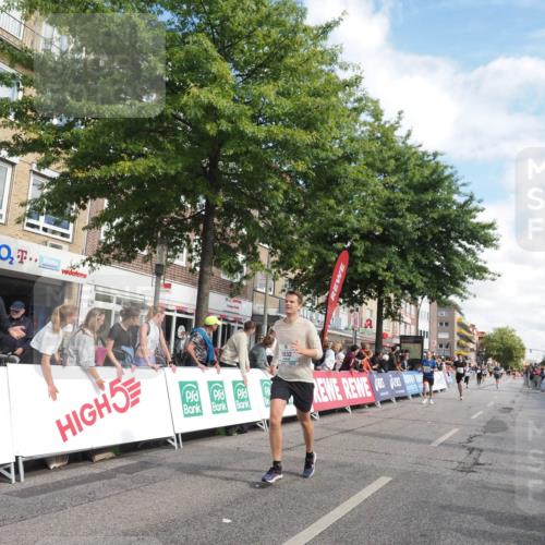 15.09.2024 - PSD Bank Halbmarathon Miley Keyser http://msf.ph/oto/7059762 15.09.2024 12:07:53 Ziel 1646, 1717, 1832, 1953, 1986, 2029, 2040, 2175, 2521, 2963, 2976, 2996, 3039, 3174, 3529 meine-sportfotos.de