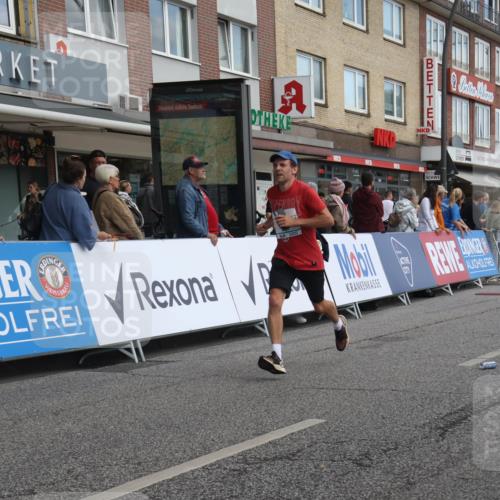 15.09.2024 - PSD Bank Halbmarathon Michael Strokosch http://msf.ph/oto/7059763 15.09.2024 11:40:49 Ziel 697, 765, 1040, 1108, 1245, 1293, 1330, 1388, 2490, 2633 meine-sportfotos.de