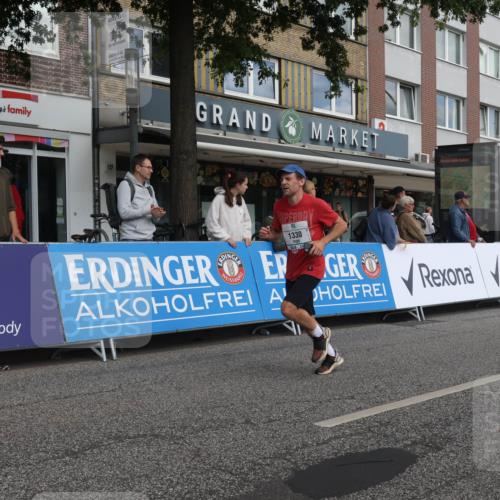 15.09.2024 - PSD Bank Halbmarathon Michael Strokosch http://msf.ph/oto/7059771 15.09.2024 11:40:50 Ziel 697, 765, 1040, 1108, 1245, 1293, 1330, 1388, 2633 meine-sportfotos.de