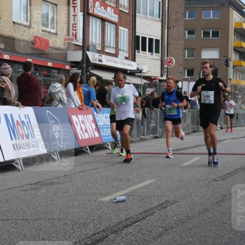 15.09.2024 - PSD Bank Halbmarathon Michael Strokosch http://msf.ph/oto/7059776 15.09.2024 11:40:54 Ziel 697, 765, 1040, 1108, 1130, 1245, 1293, 1330, 1388, 2633 meine-sportfotos.de