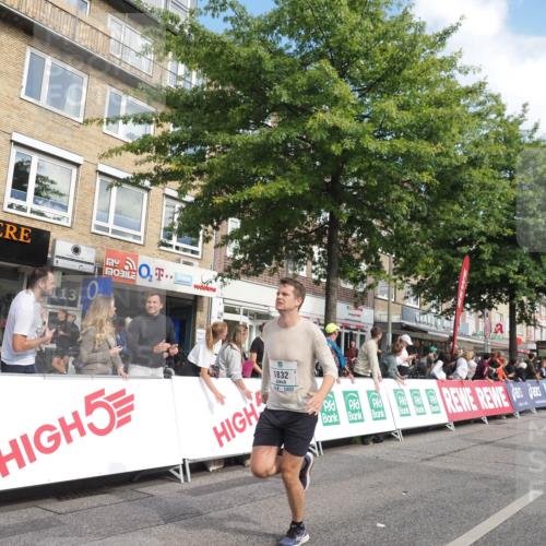 15.09.2024 - PSD Bank Halbmarathon Miley Keyser http://msf.ph/oto/7059783 15.09.2024 12:07:54 Ziel 1646, 1717, 1832, 1953, 1986, 2029, 2040, 2175, 2521, 2781, 2963, 2976, 2996, 3039, 3174, 3257 meine-sportfotos.de