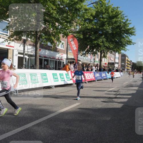 15.09.2024 - PSD Bank Halbmarathon Miley Keyser http://msf.ph/oto/7059816 15.09.2024 10:30:49 Ziel 38, 44, 145, 147, 207, 214, 234 meine-sportfotos.de