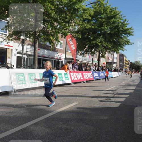 15.09.2024 - PSD Bank Halbmarathon Miley Keyser http://msf.ph/oto/7059828 15.09.2024 10:30:49 Ziel 38, 44, 145, 147, 207, 214, 234 meine-sportfotos.de