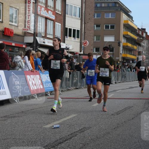 15.09.2024 - PSD Bank Halbmarathon Michael Strokosch http://msf.ph/oto/7059829 15.09.2024 11:41:04 Ziel 697, 765, 1108, 1130, 1265, 1388, 1469, 2538, 3513 meine-sportfotos.de