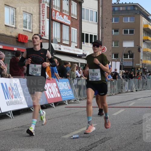 15.09.2024 - PSD Bank Halbmarathon Michael Strokosch http://msf.ph/oto/7059833 15.09.2024 11:41:05 Ziel 697, 765, 1108, 1130, 1265, 1388, 1469, 2538, 3513 meine-sportfotos.de