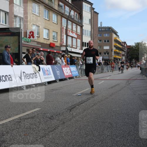 15.09.2024 - PSD Bank Halbmarathon Michael Strokosch http://msf.ph/oto/7059851 15.09.2024 11:41:08 Ziel 697, 761, 765, 1108, 1130, 1244, 1265, 1469, 1936, 2538, 3513 meine-sportfotos.de