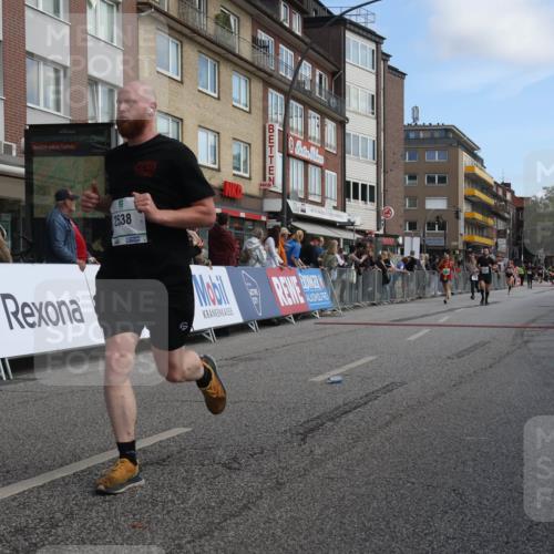 15.09.2024 - PSD Bank Halbmarathon Michael Strokosch http://msf.ph/oto/7059860 15.09.2024 11:41:09 Ziel 761, 1130, 1244, 1265, 1469, 1936, 2538, 3513 meine-sportfotos.de