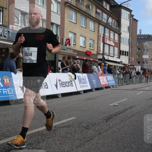 15.09.2024 - PSD Bank Halbmarathon Michael Strokosch http://msf.ph/oto/7059862 15.09.2024 11:41:09 Ziel 761, 1130, 1244, 1265, 1469, 1936, 2538, 3513 meine-sportfotos.de
