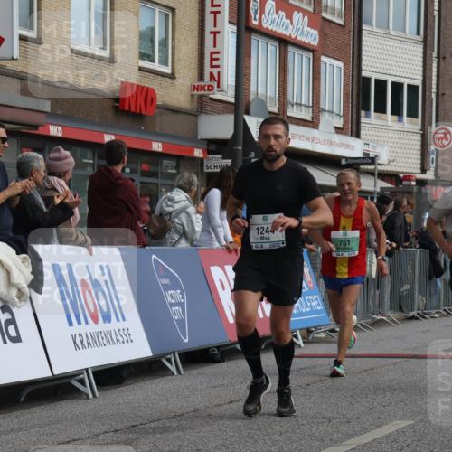 15.09.2024 - PSD Bank Halbmarathon Michael Strokosch http://msf.ph/oto/7059866 15.09.2024 11:41:15 Ziel 761, 934, 1244, 1265, 1469, 1936, 2538, 3513 meine-sportfotos.de