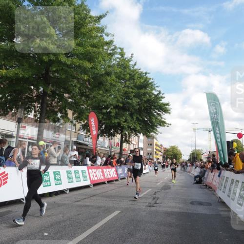 15.09.2024 - PSD Bank Halbmarathon Miley Keyser http://msf.ph/oto/7059887 15.09.2024 12:08:06 Ziel 1159, 1633, 1646, 2040, 2521, 2781, 2996, 3145, 3257 meine-sportfotos.de