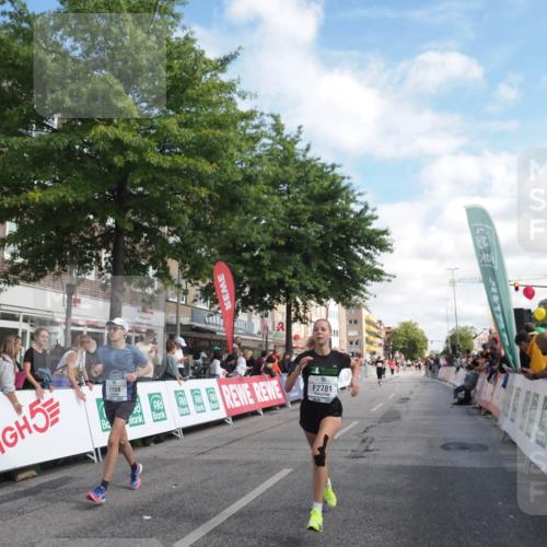 15.09.2024 - PSD Bank Halbmarathon Miley Keyser http://msf.ph/oto/7059953 15.09.2024 12:08:08 Ziel 1159, 1633, 1646, 1917, 2040, 2781, 2996, 3145, 3257, 3496 meine-sportfotos.de